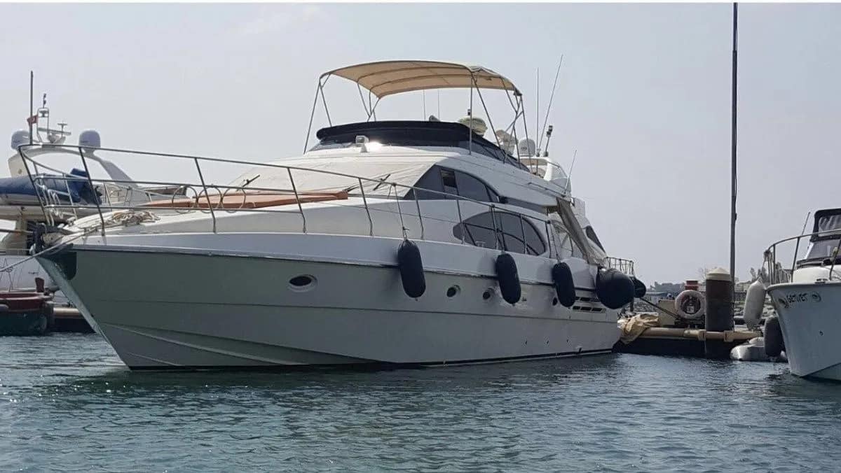 Azimut 58