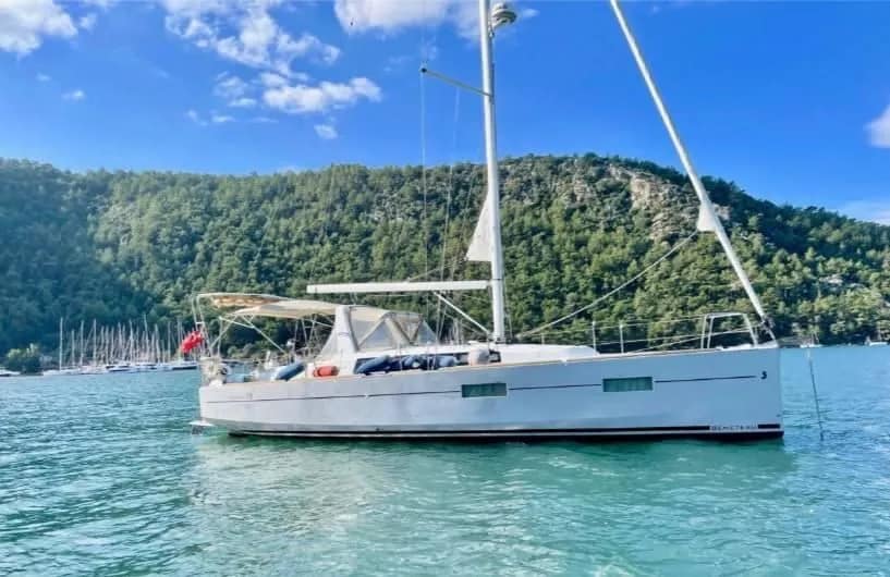 Beneteau Oceanis 38