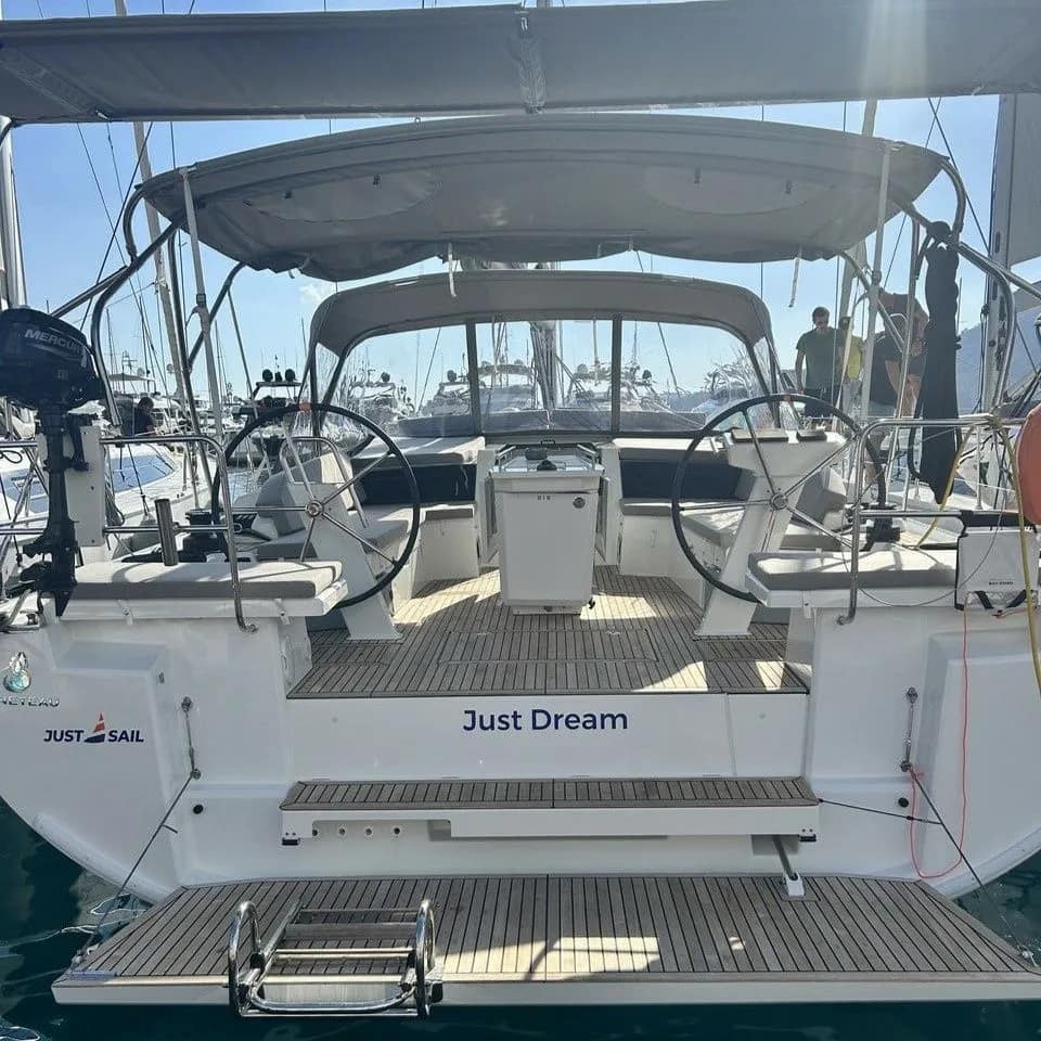 Beneteau Oceanis 46.1
