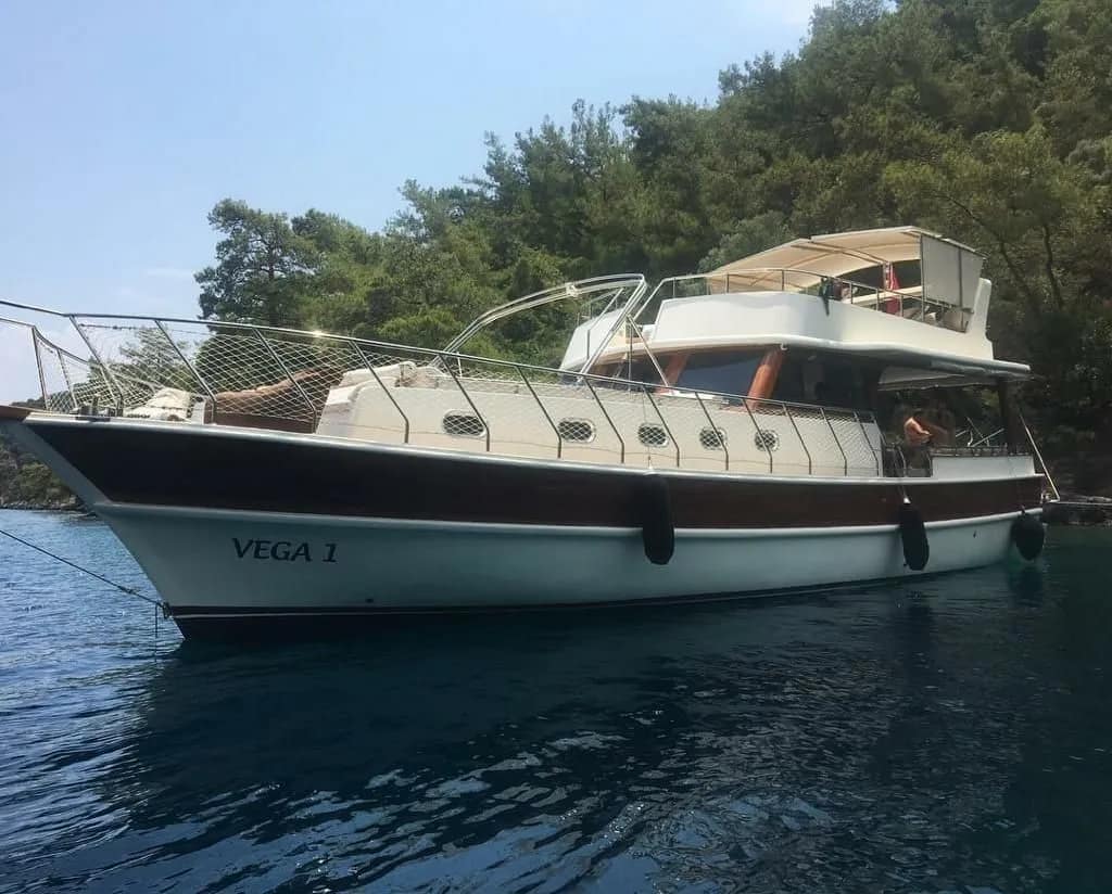 Explore Kaş on a 16.5m Rental Motor Yacht
