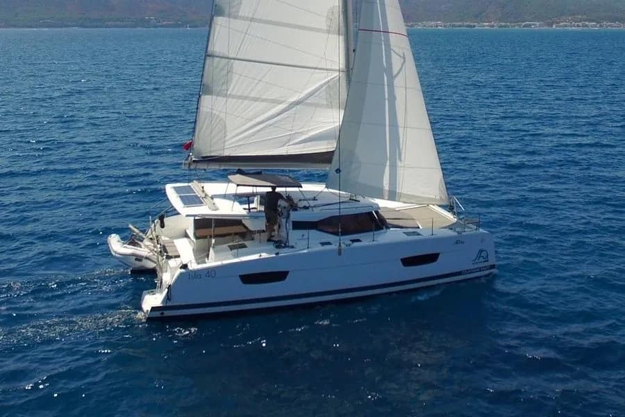 Fountaine Pajot Isla 40
