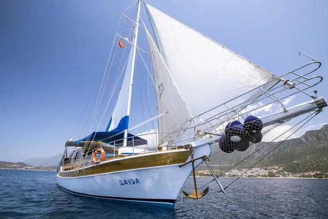 Charter a 19.5m Boat in Kaş